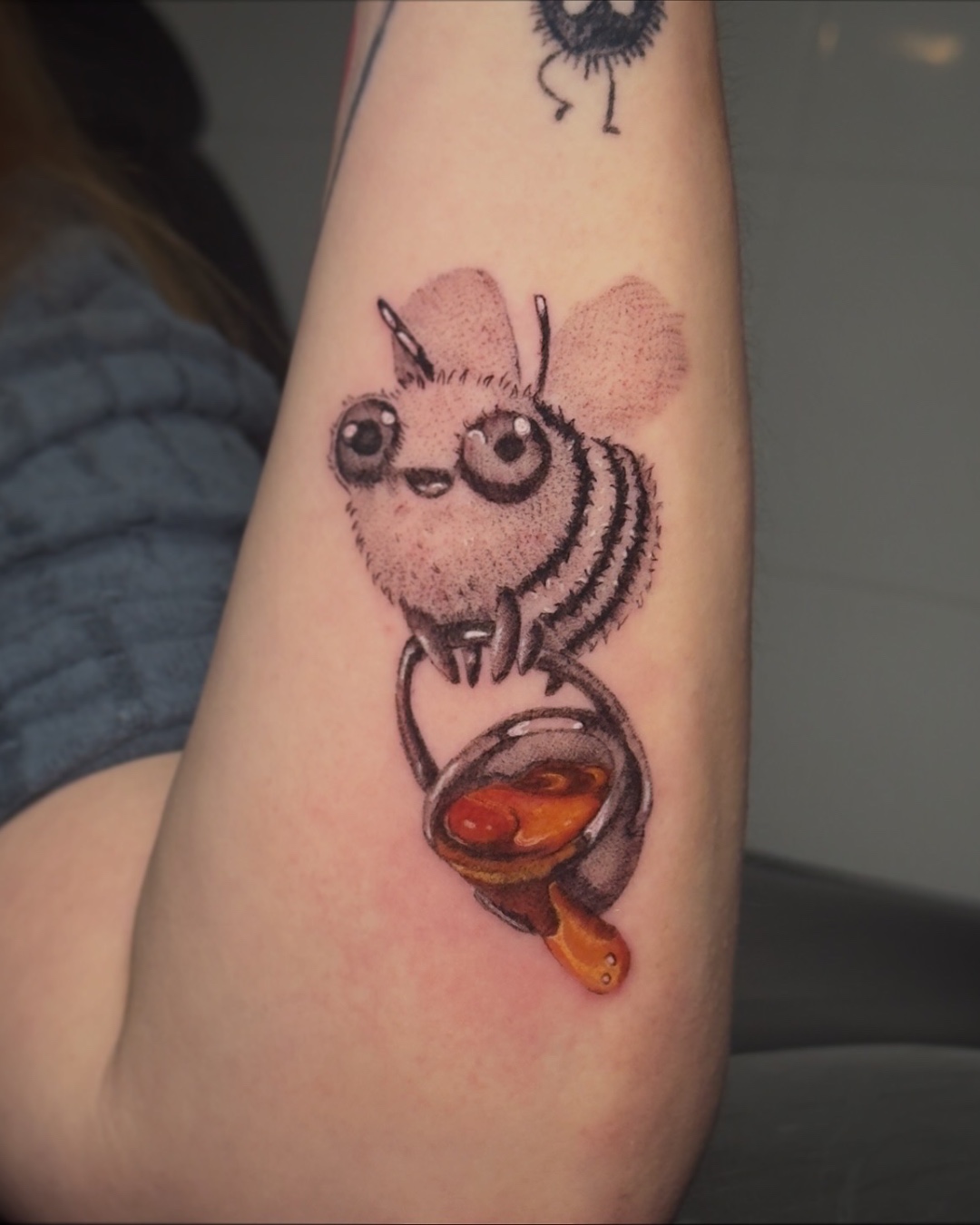 Fuzzy Bee with Honey Pot
