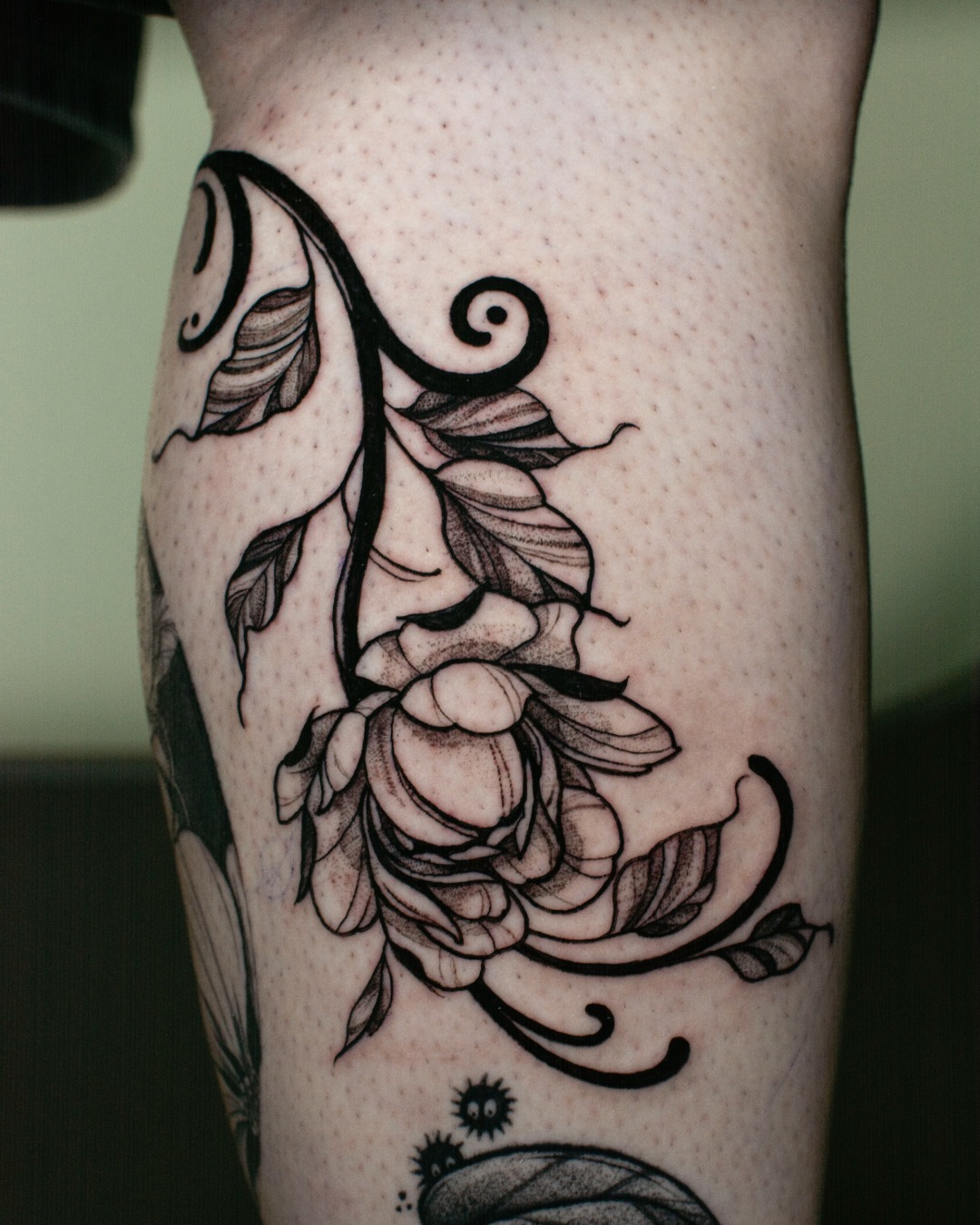 Blackwork Peony Vine